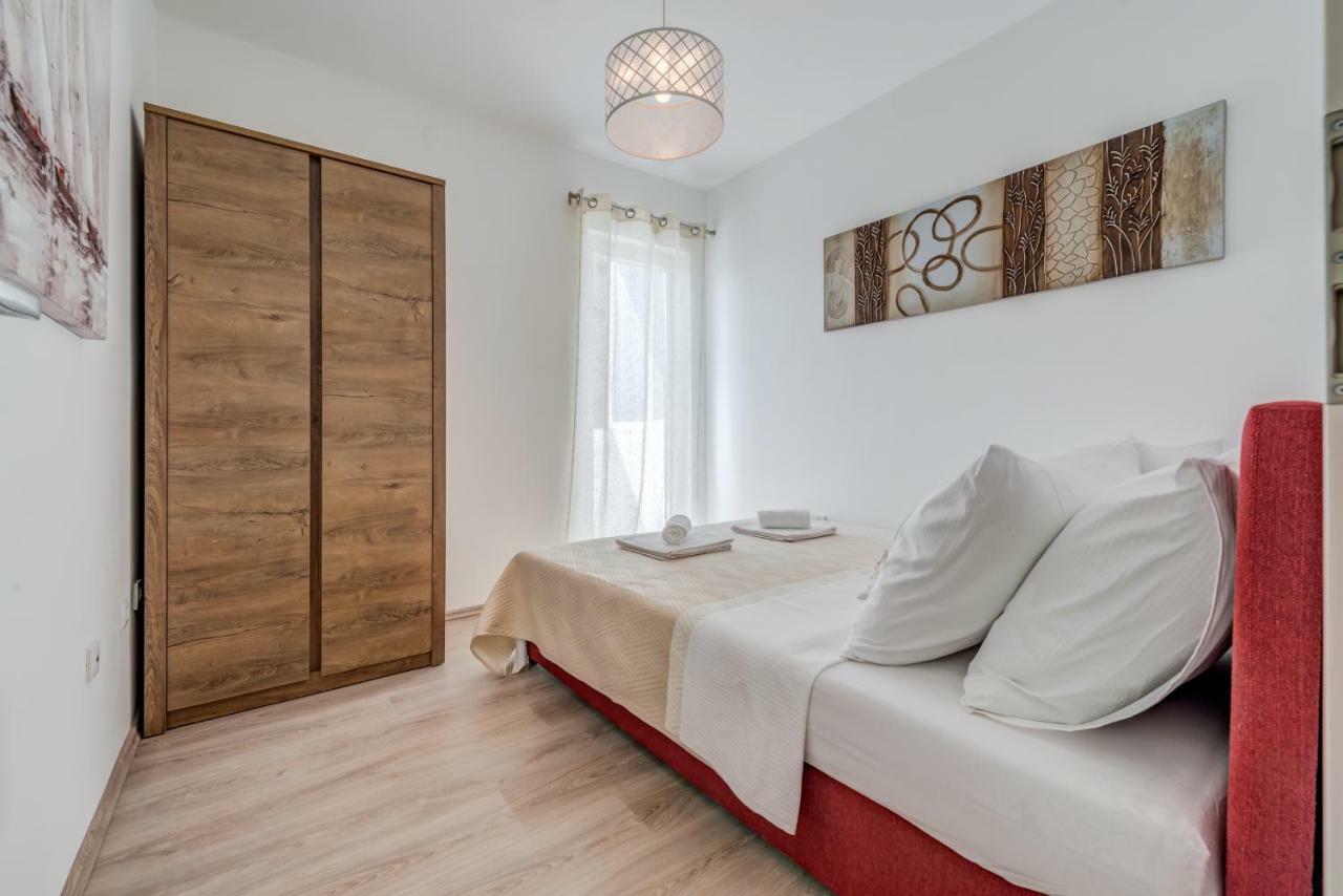 Chris'S Condo Сплит Экстерьер фото